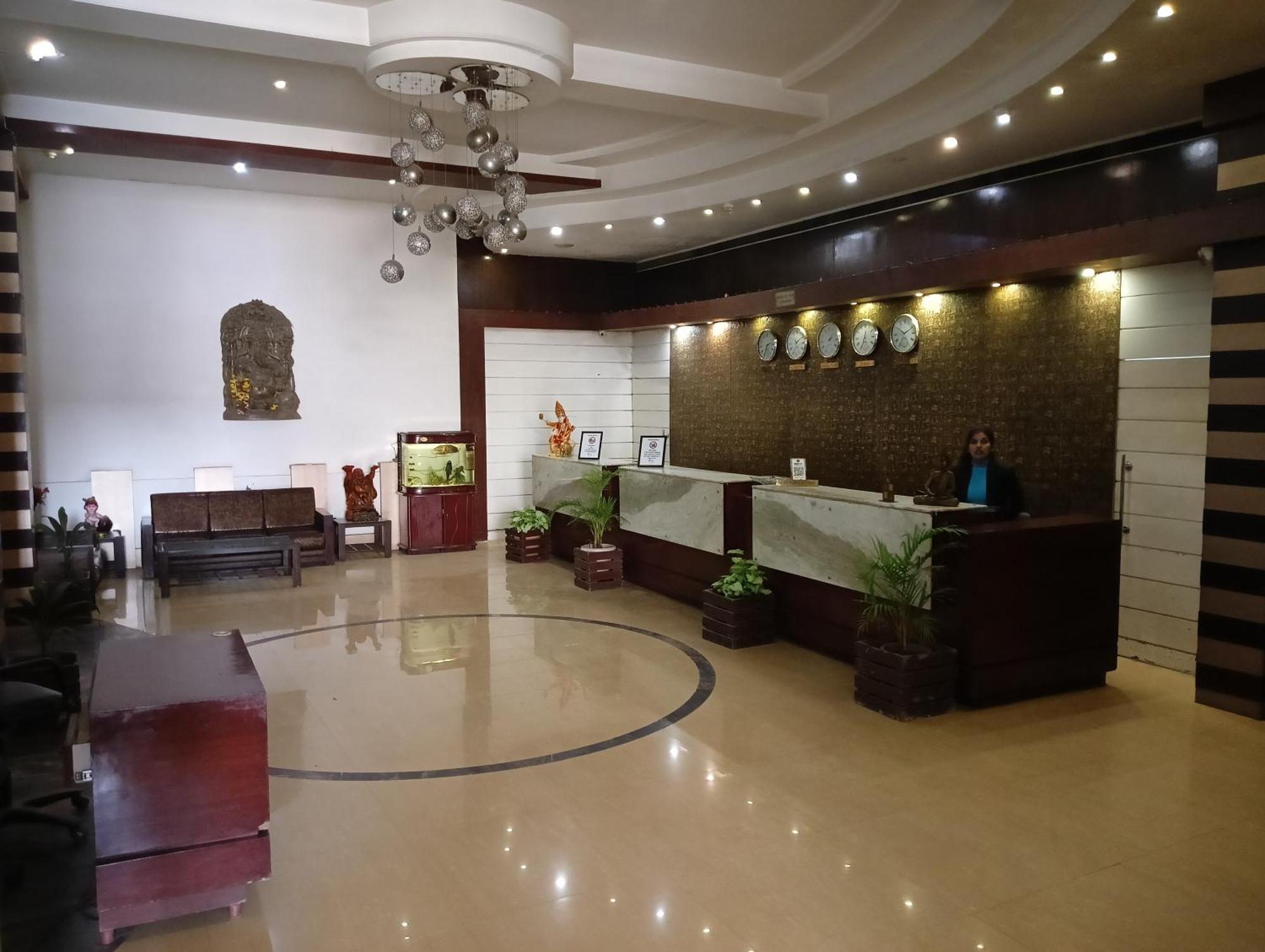 Bk Castles Hotel Jabalpur Exteriér fotografie